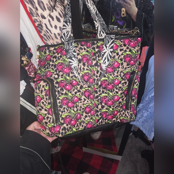 🍁🍂Y2k Vintage Betsey Johnson Cherry Tote - Picture 7 of 8